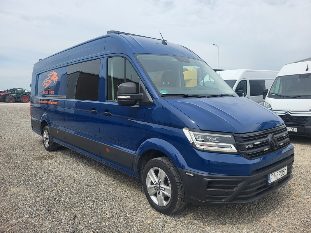 VOLKSWAGEN CRAFTER BRYGADÓWKA - Kravas-pasažieru furgons: foto 1 VOLKSWAGEN CRAFTER BRYGADÓWKA - Kravas-pasažieru furgons: foto 1