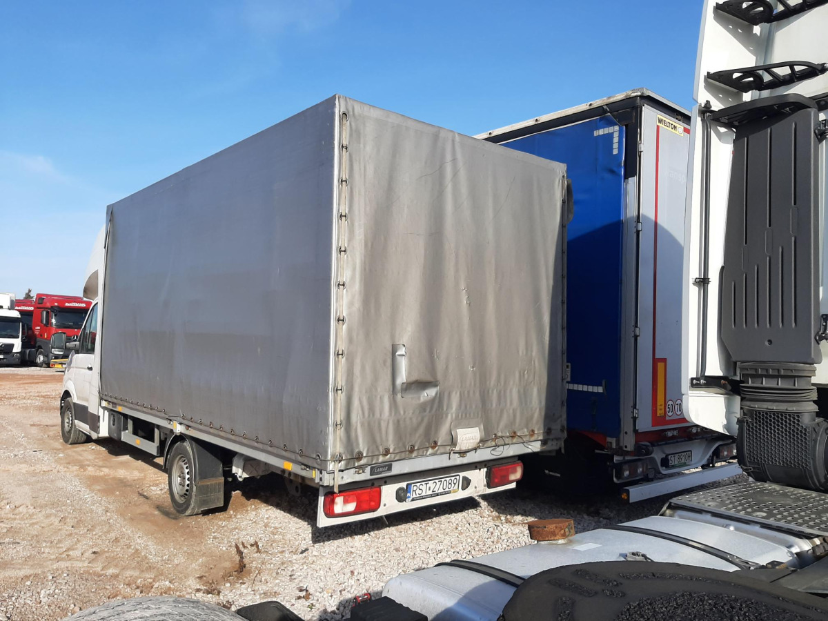 VOLKSWAGEN CRAFTER/LA06 PLANDEKA - Furgons ar tentu: foto 5 VOLKSWAGEN CRAFTER/LA06 PLANDEKA - Furgons ar tentu: foto 5