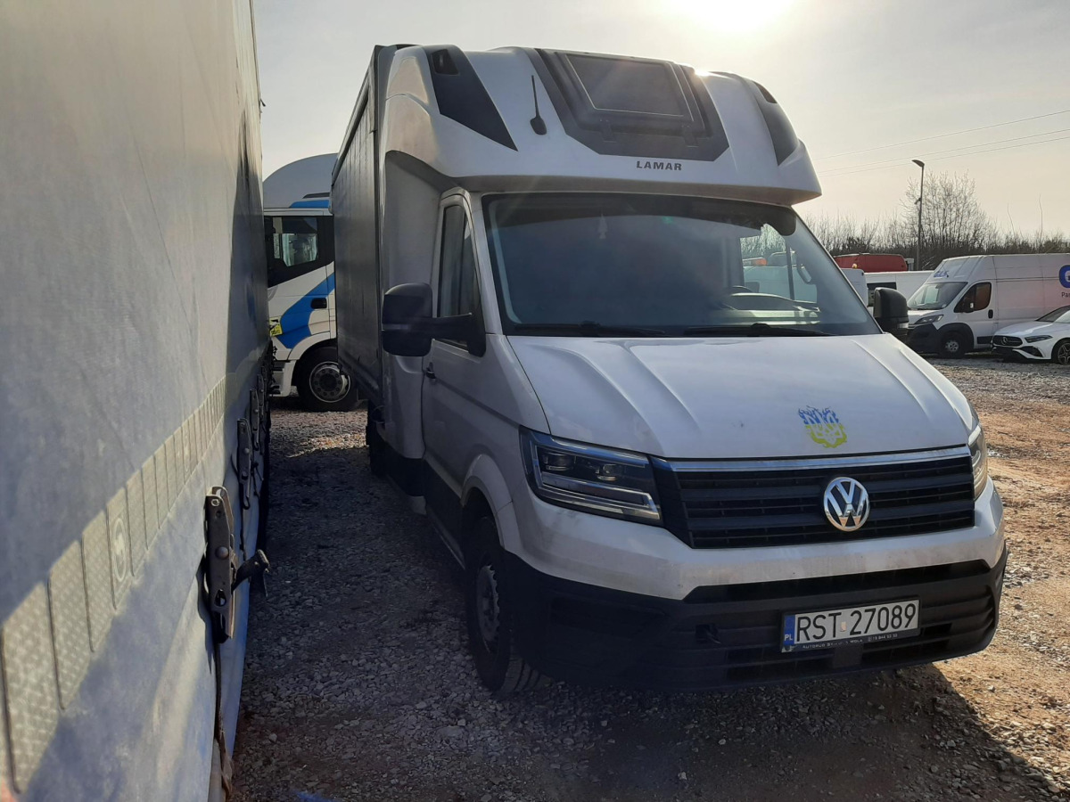 VOLKSWAGEN CRAFTER/LA06 PLANDEKA - Furgons ar tentu: foto 1 VOLKSWAGEN CRAFTER/LA06 PLANDEKA - Furgons ar tentu: foto 1