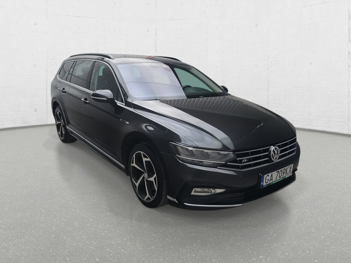 VOLKSWAGEN PASSAT KOMBI - Vieglā automašīna: foto 2 VOLKSWAGEN PASSAT KOMBI - Vieglā automašīna: foto 2