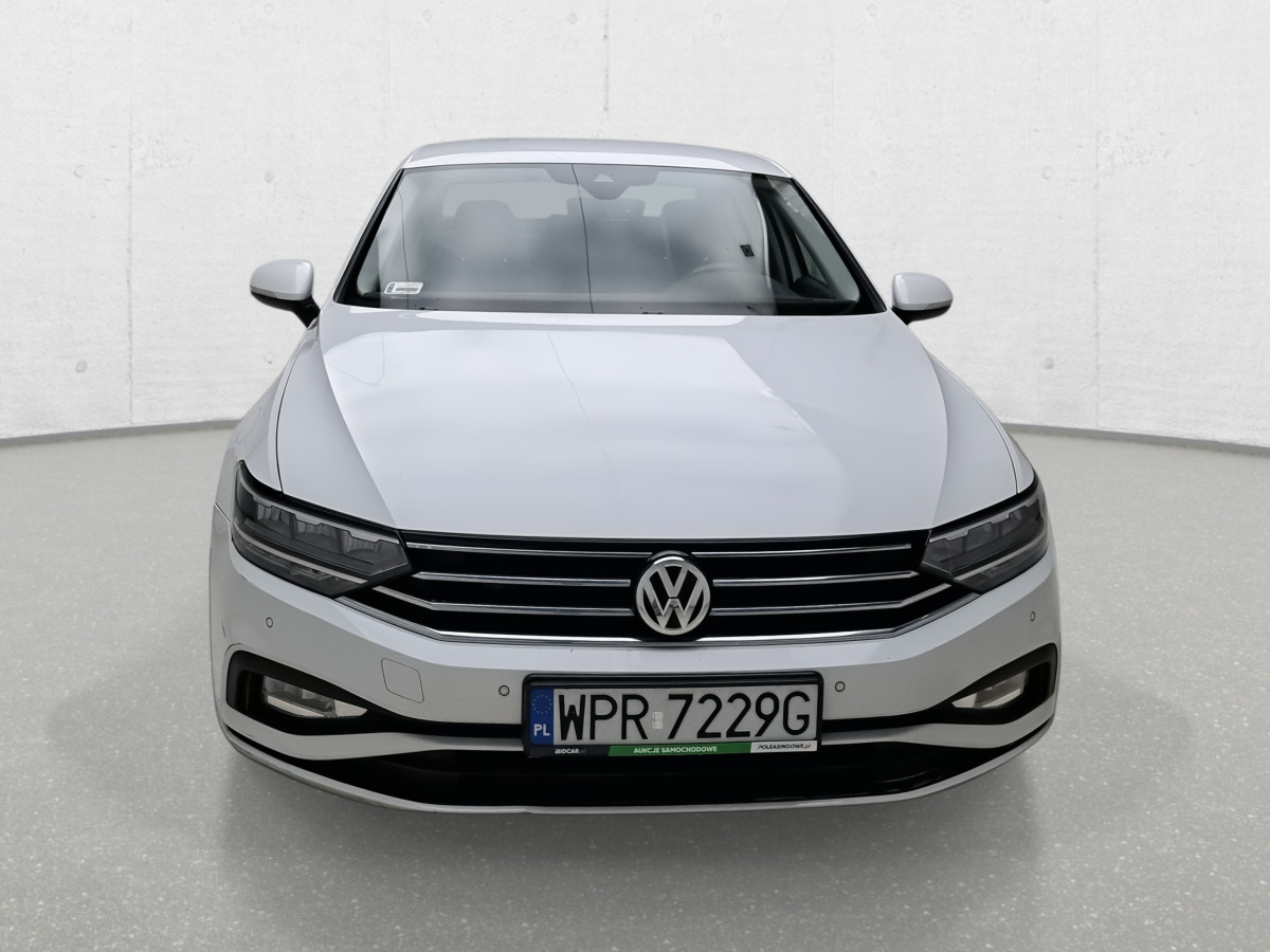 VOLKSWAGEN PASSAT SEDAN - Sedans: foto 3 VOLKSWAGEN PASSAT SEDAN - Sedans: foto 3