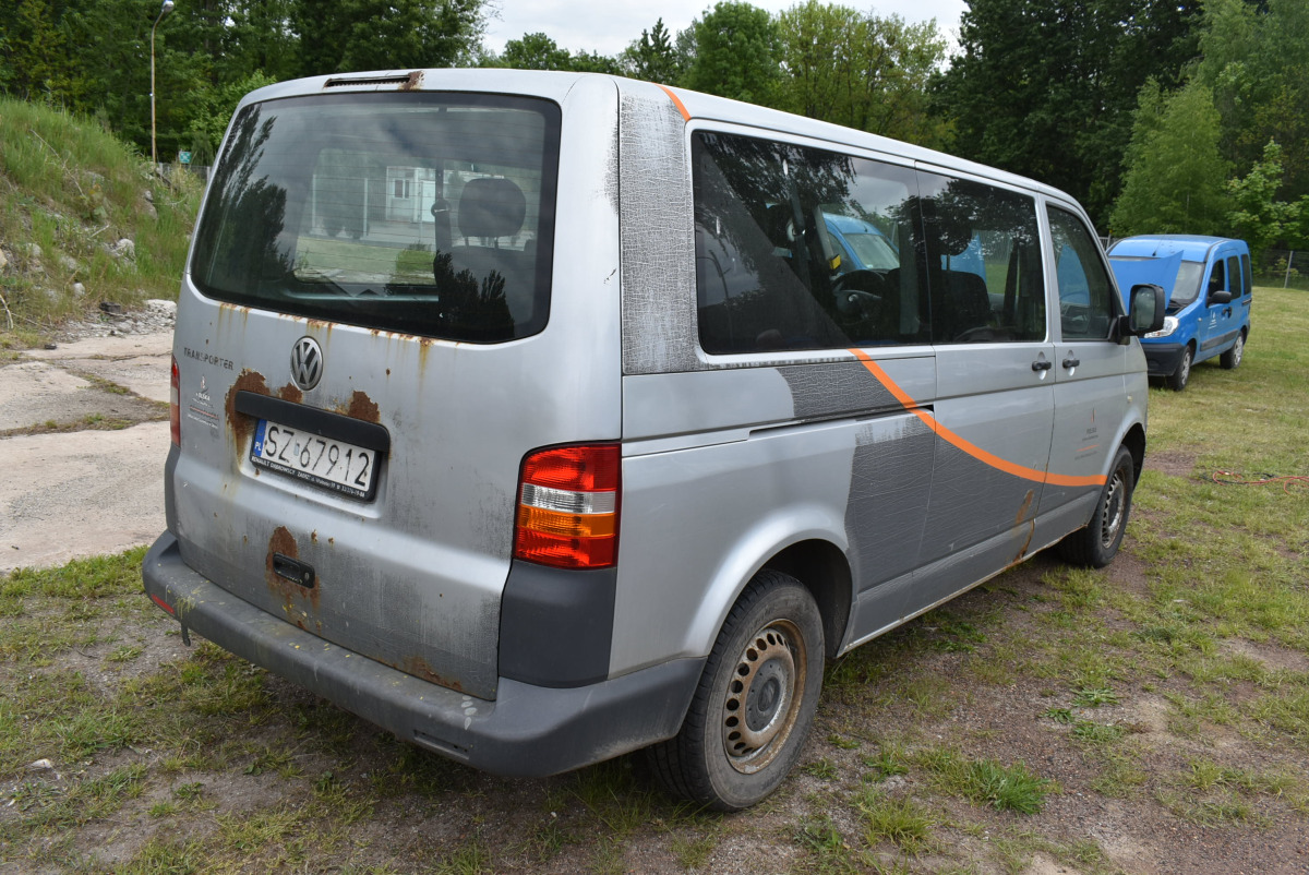 VOLKSWAGEN TRANSPORTER BRYGADÓWKA - Kravas-pasažieru furgons: foto 3 VOLKSWAGEN TRANSPORTER BRYGADÓWKA - Kravas-pasažieru furgons: foto 3