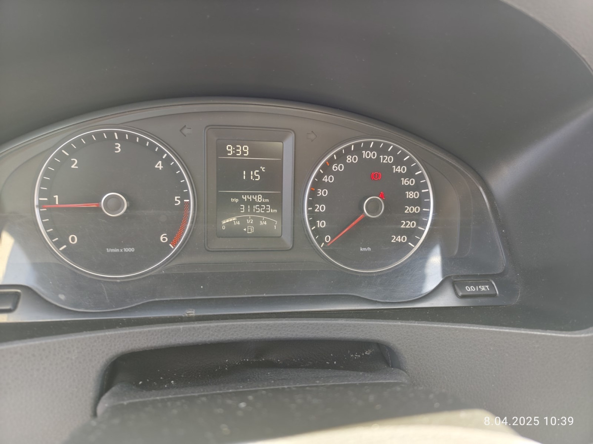 VOLKSWAGEN TRANSPORTER BRYGADÓWKA - Kravas-pasažieru furgons: foto 5 VOLKSWAGEN TRANSPORTER BRYGADÓWKA - Kravas-pasažieru furgons: foto 5