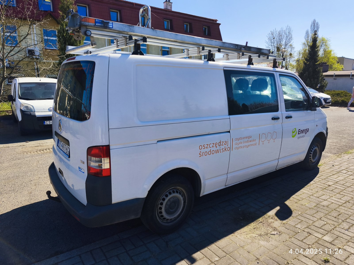 VOLKSWAGEN TRANSPORTER BRYGADÓWKA - Kravas-pasažieru furgons: foto 3 VOLKSWAGEN TRANSPORTER BRYGADÓWKA - Kravas-pasažieru furgons: foto 3