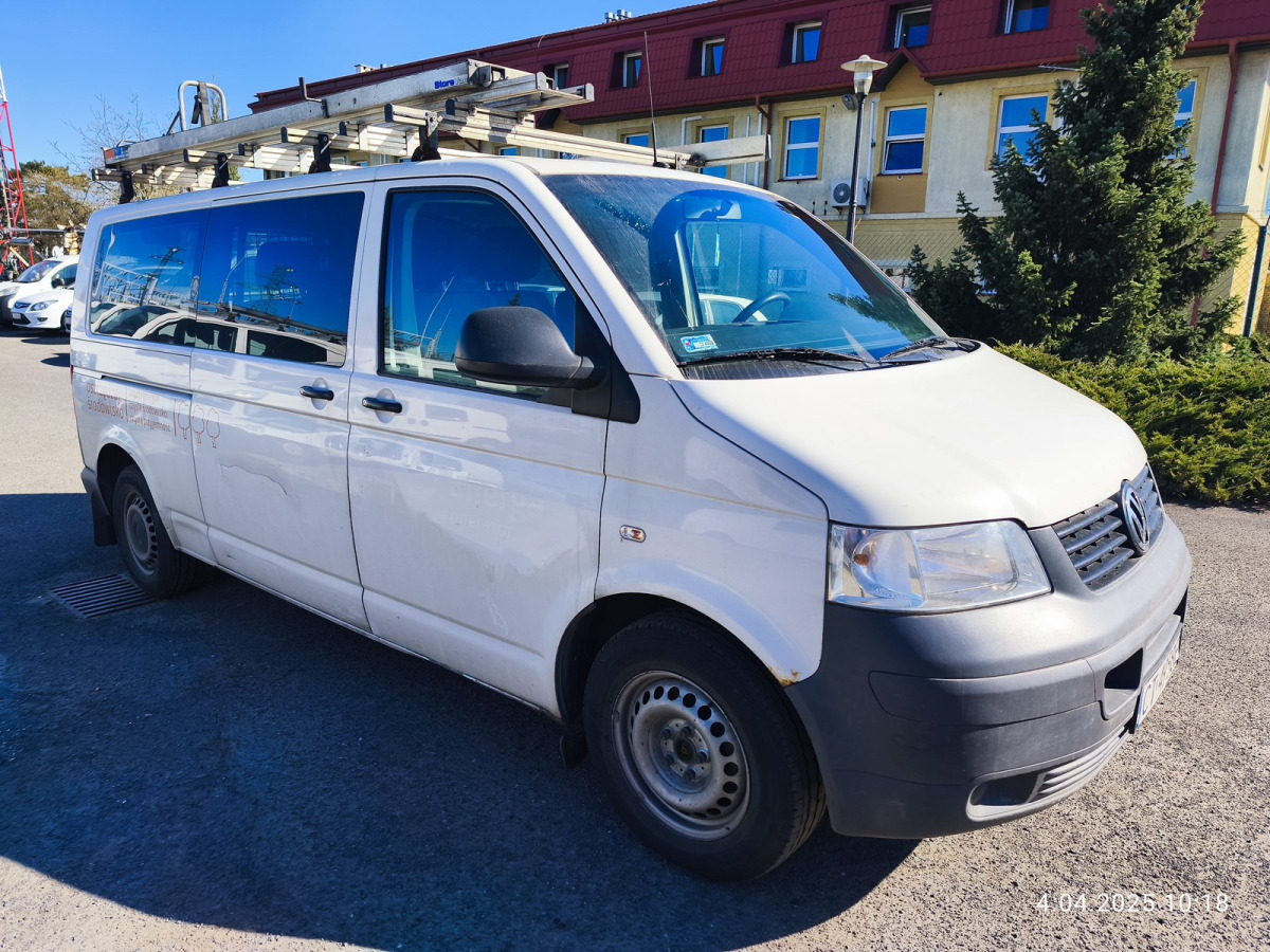 VOLKSWAGEN TRANSPORTER BRYGADÓWKA - Kravas-pasažieru furgons: foto 1 VOLKSWAGEN TRANSPORTER BRYGADÓWKA - Kravas-pasažieru furgons: foto 1