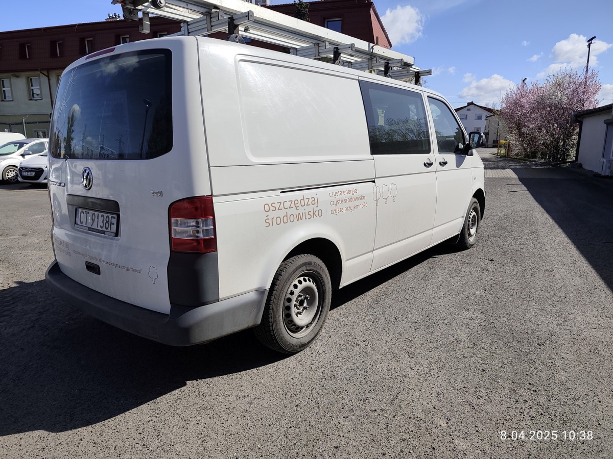 VOLKSWAGEN TRANSPORTER BRYGADÓWKA - Kravas-pasažieru furgons: foto 3 VOLKSWAGEN TRANSPORTER BRYGADÓWKA - Kravas-pasažieru furgons: foto 3