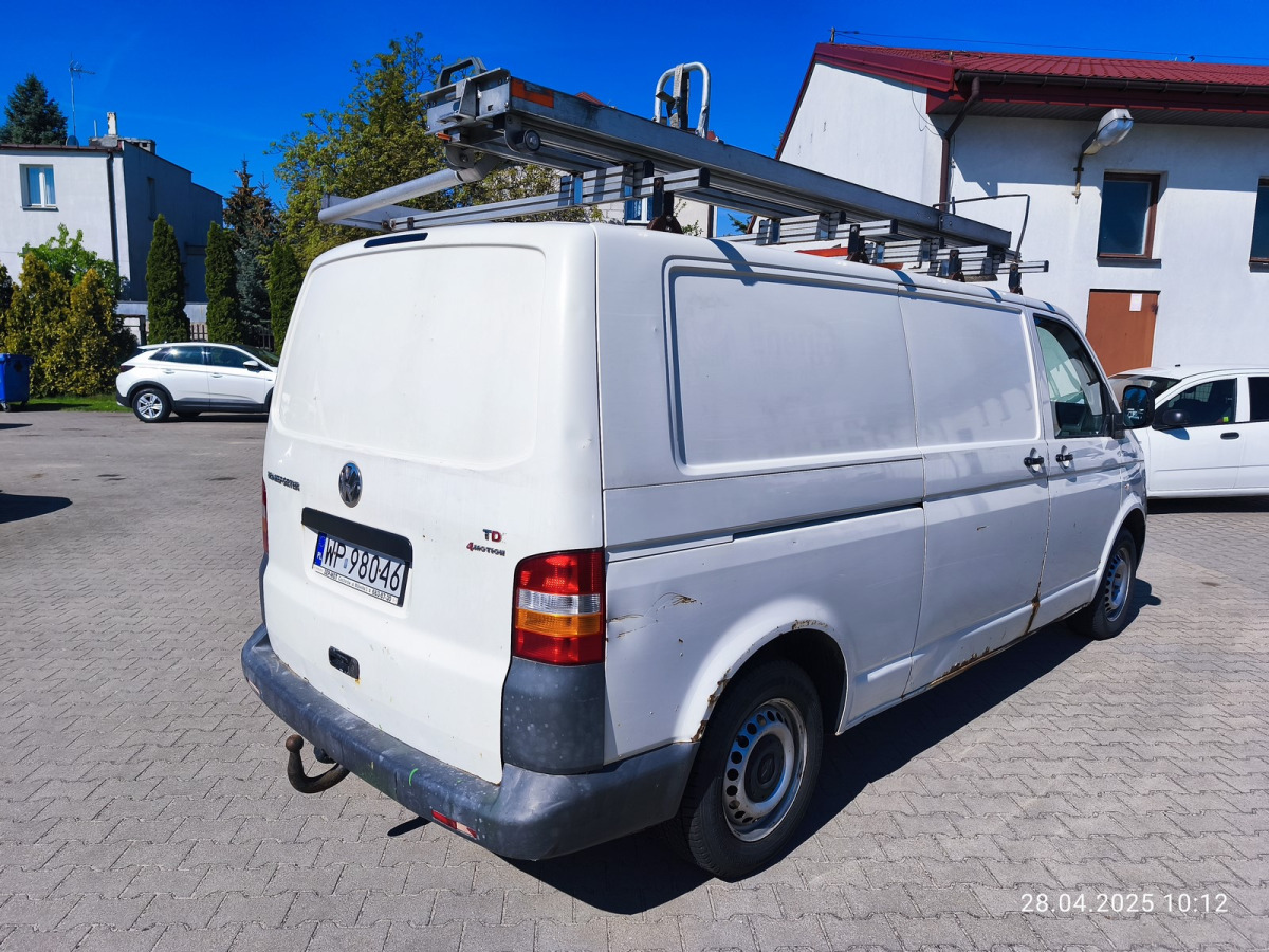 VOLKSWAGEN TRANSPORTER FURGON BLASZAK - Kravas mikroautobuss: foto 4 VOLKSWAGEN TRANSPORTER FURGON BLASZAK - Kravas mikroautobuss: foto 4