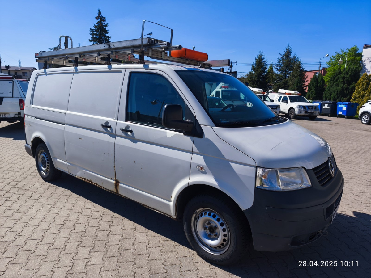 VOLKSWAGEN TRANSPORTER FURGON BLASZAK - Kravas mikroautobuss: foto 1 VOLKSWAGEN TRANSPORTER FURGON BLASZAK - Kravas mikroautobuss: foto 1