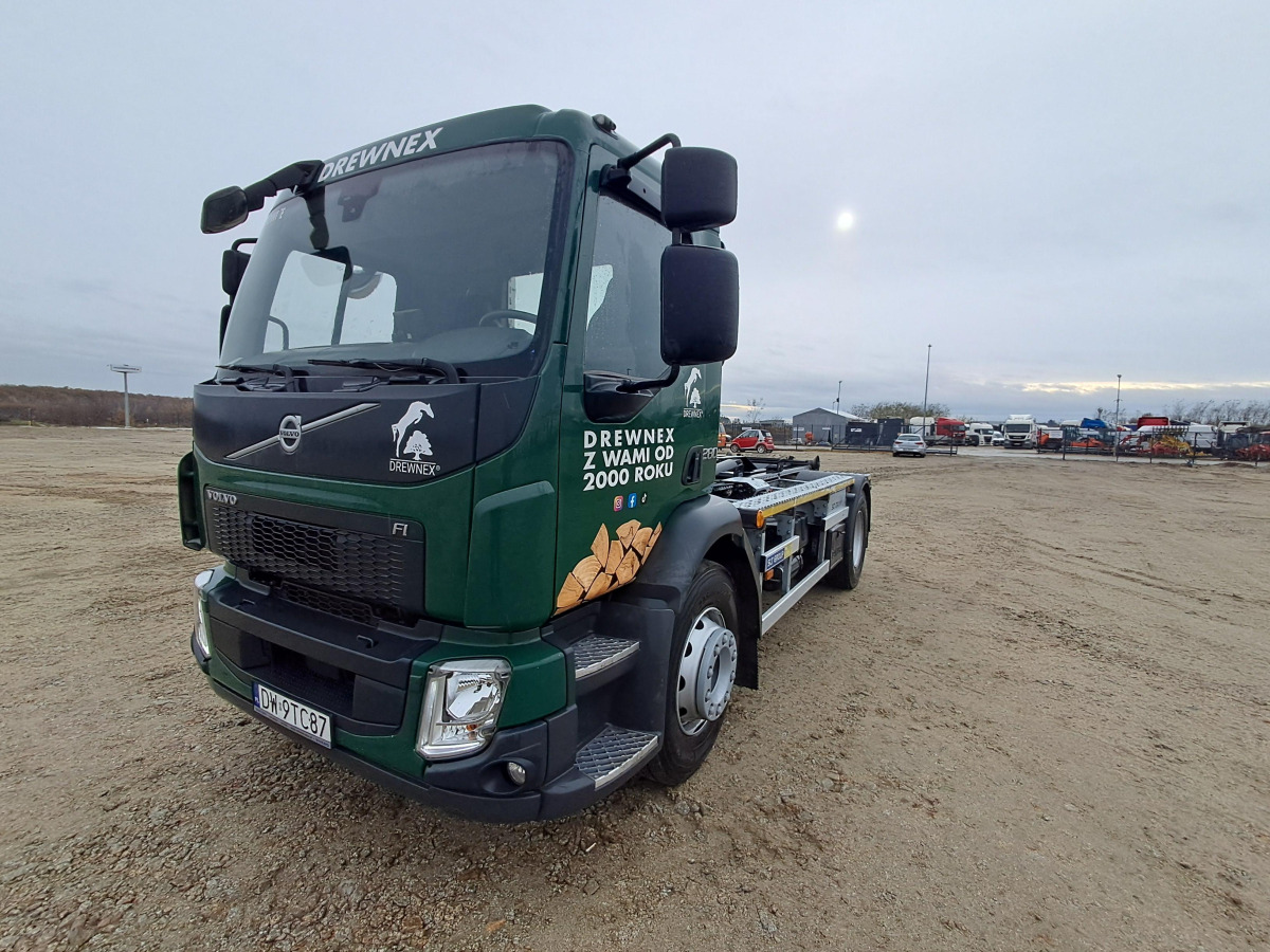 VOLVO FL - Pacēlājs ar āķi: foto 3 VOLVO FL - Pacēlājs ar āķi: foto 3