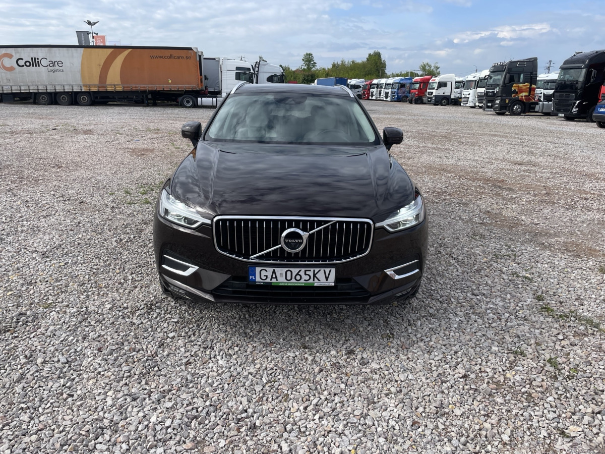 VOLVO XC-60 SUV - SUV: foto 3 VOLVO XC-60 SUV - SUV: foto 3