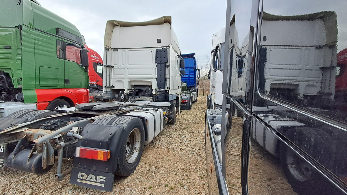 DAF FT XF105.460 CIĄGNIK SIODŁOWY - Vilcējs: foto 4 DAF FT XF105.460 CIĄGNIK SIODŁOWY - Vilcējs: foto 4