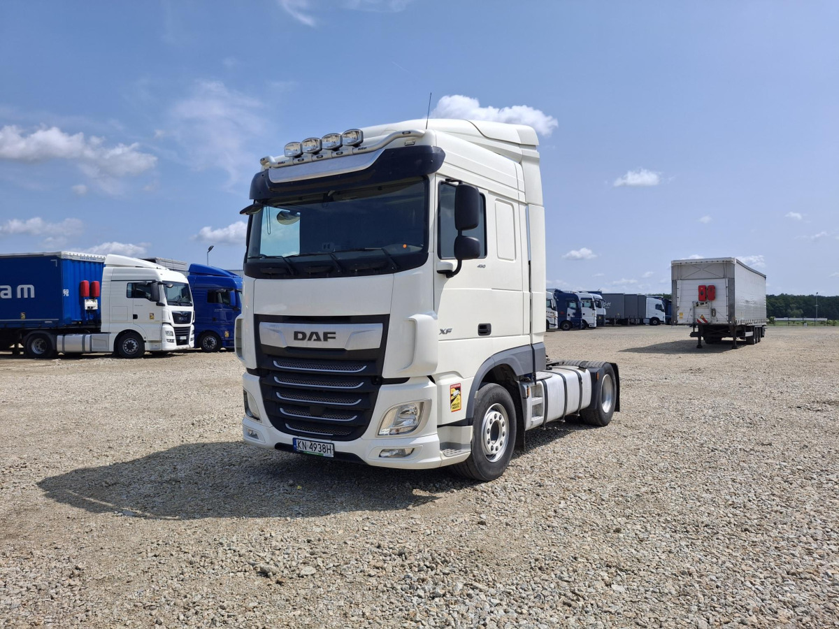 DAF XF 450 FT CIĄGNIK SIODŁOWY - Vilcējs: foto 2 DAF XF 450 FT CIĄGNIK SIODŁOWY - Vilcējs: foto 2