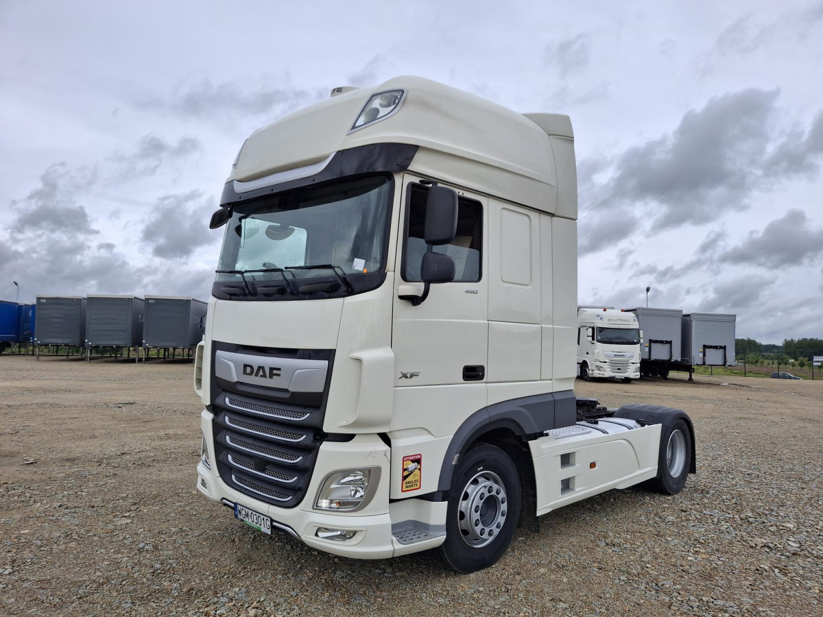DAF XF 450 FT CIĄGNIK SIODŁOWY - Vilcējs: foto 2 DAF XF 450 FT CIĄGNIK SIODŁOWY - Vilcējs: foto 2