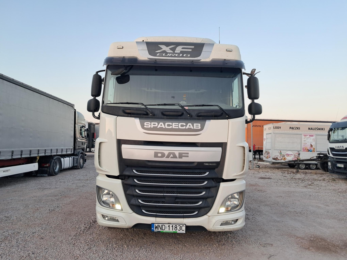 DAF XF 460 FT CIĄGNIK SIODŁOWY - Vilcējs: foto 3 DAF XF 460 FT CIĄGNIK SIODŁOWY - Vilcējs: foto 3