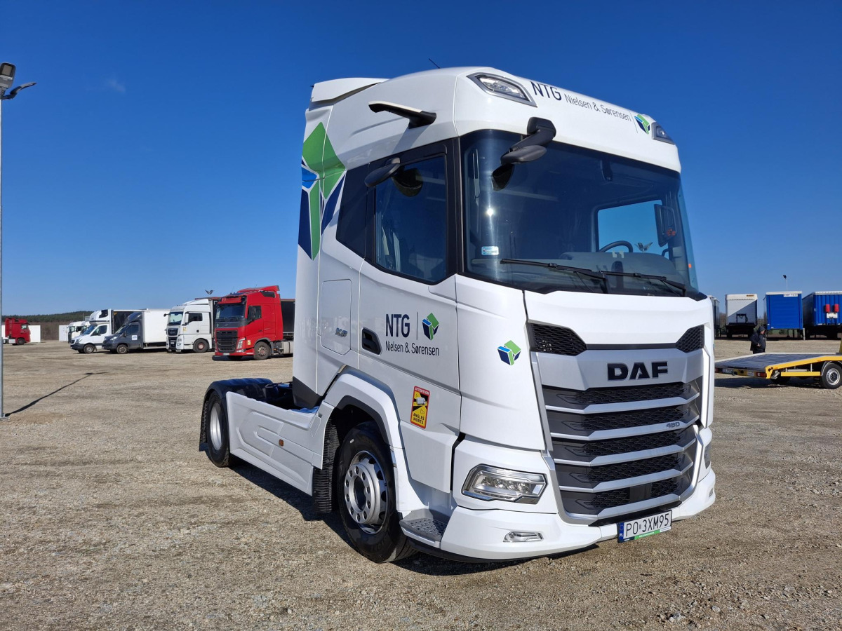 DAF XF 480 FT CIĄGNIK SIODŁOWY - Vilcējs: foto 1 DAF XF 480 FT CIĄGNIK SIODŁOWY - Vilcējs: foto 1