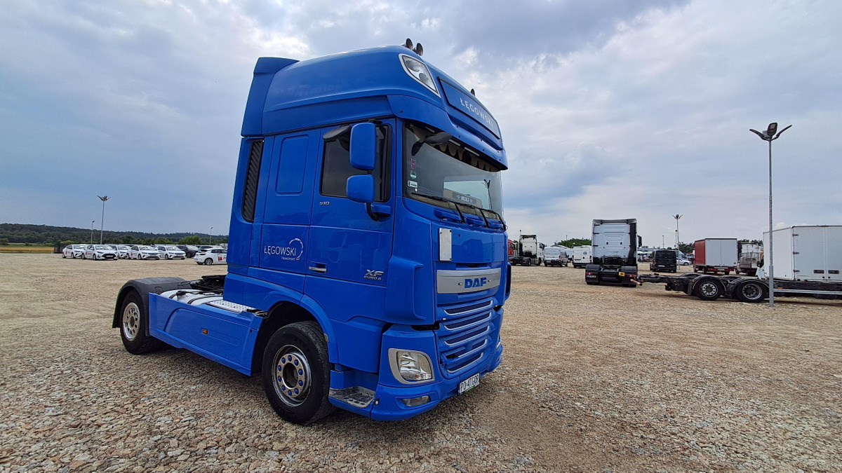 DAF XF 510 FT CIĄGNIK SIODŁOWY - Vilcējs: foto 1 DAF XF 510 FT CIĄGNIK SIODŁOWY - Vilcējs: foto 1