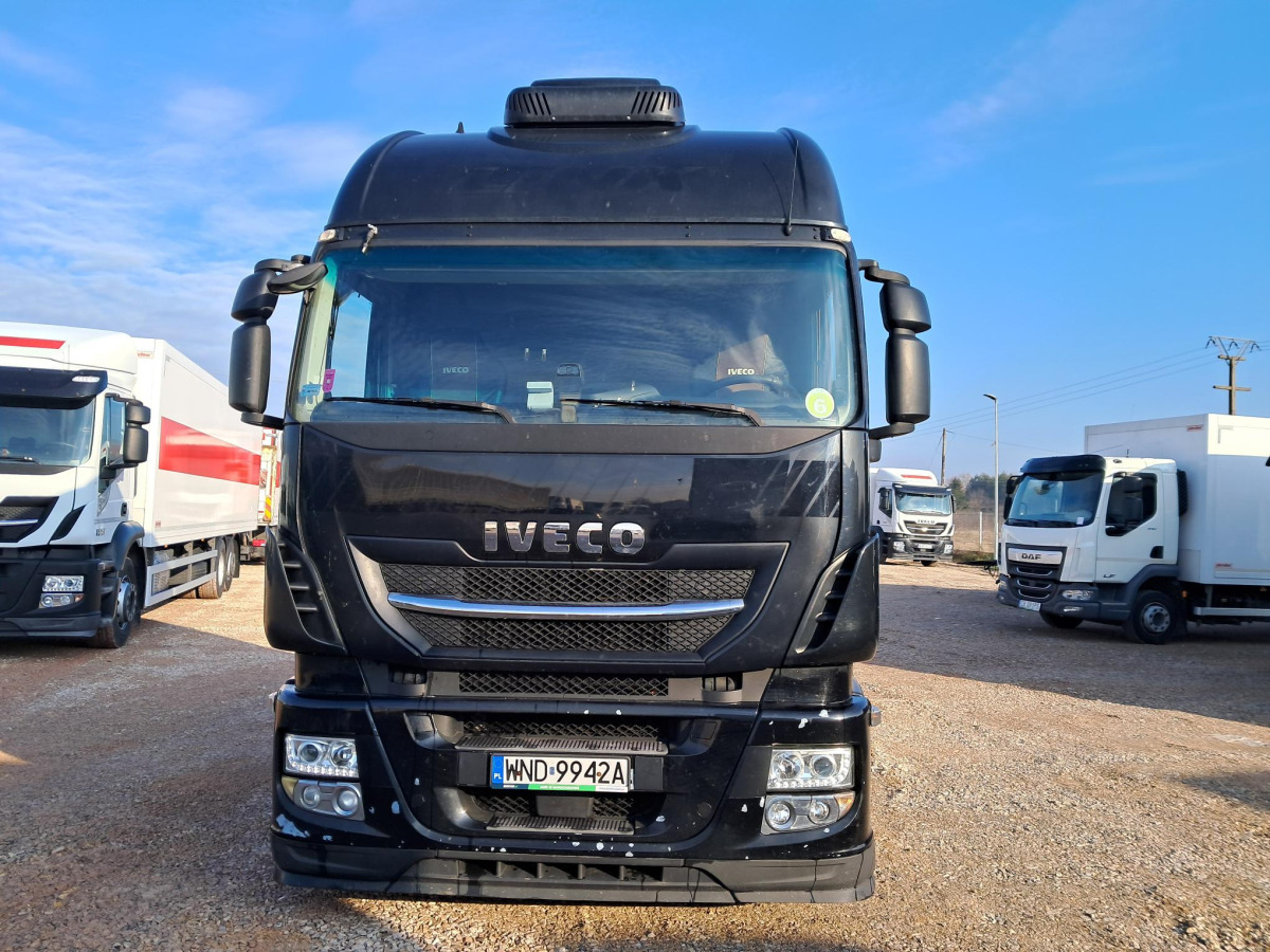 IVECO AS440T/ FP LT CIĄGNIK SIODŁOWY - Vilcējs: foto 3 IVECO AS440T/ FP LT CIĄGNIK SIODŁOWY - Vilcējs: foto 3