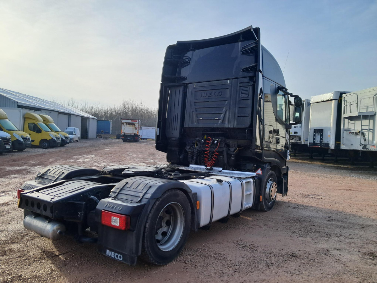 IVECO AS440T/ FP LT CIĄGNIK SIODŁOWY - Vilcējs: foto 4 IVECO AS440T/ FP LT CIĄGNIK SIODŁOWY - Vilcējs: foto 4
