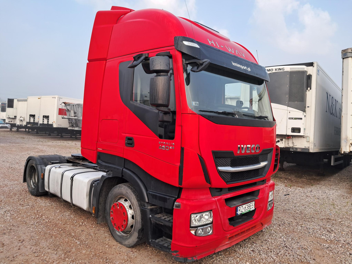 IVECO AS440T/FP-LT CIĄGNIK SIODŁOWY - Vilcējs: foto 1 IVECO AS440T/FP-LT CIĄGNIK SIODŁOWY - Vilcējs: foto 1