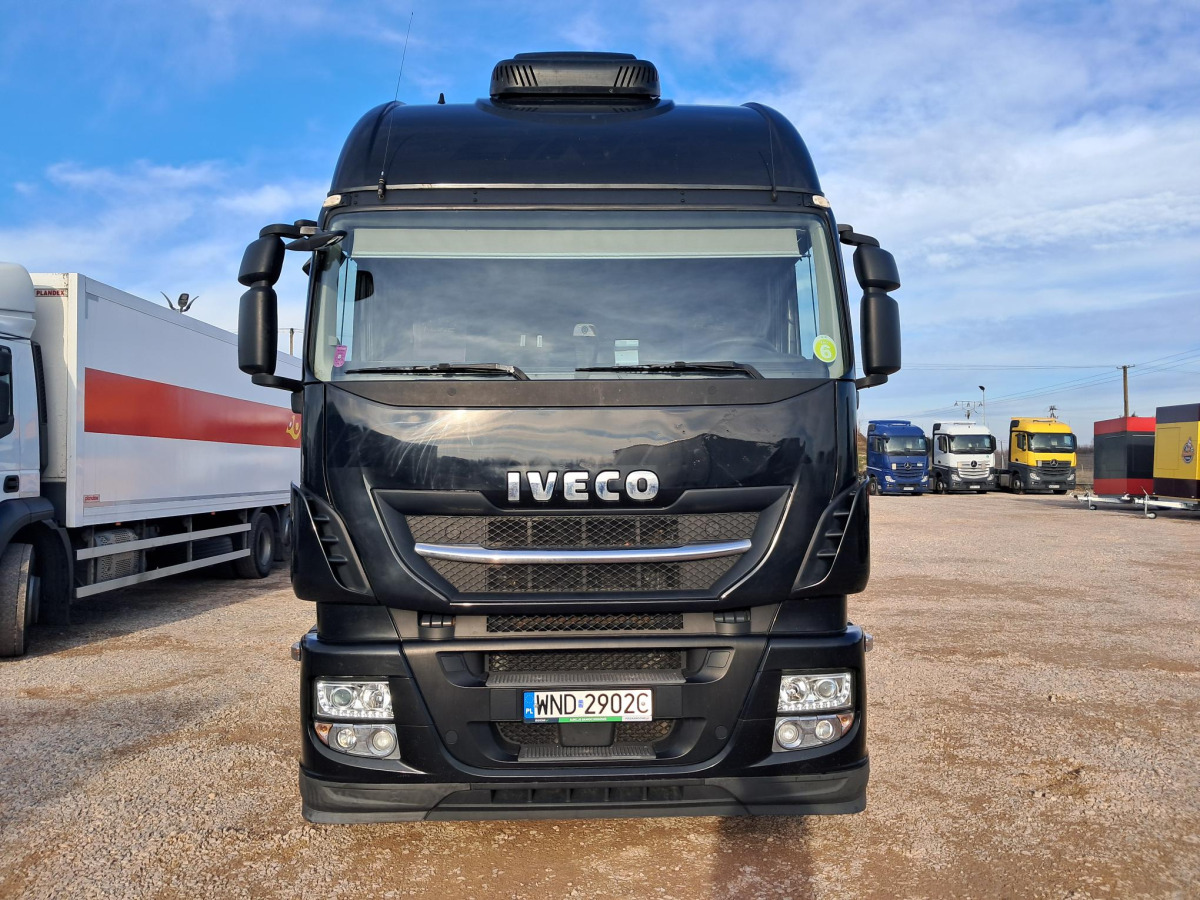 IVECO AS440T/ FP LT CIĄGNIK SIODŁOWY - Vilcējs: foto 3 IVECO AS440T/ FP LT CIĄGNIK SIODŁOWY - Vilcējs: foto 3