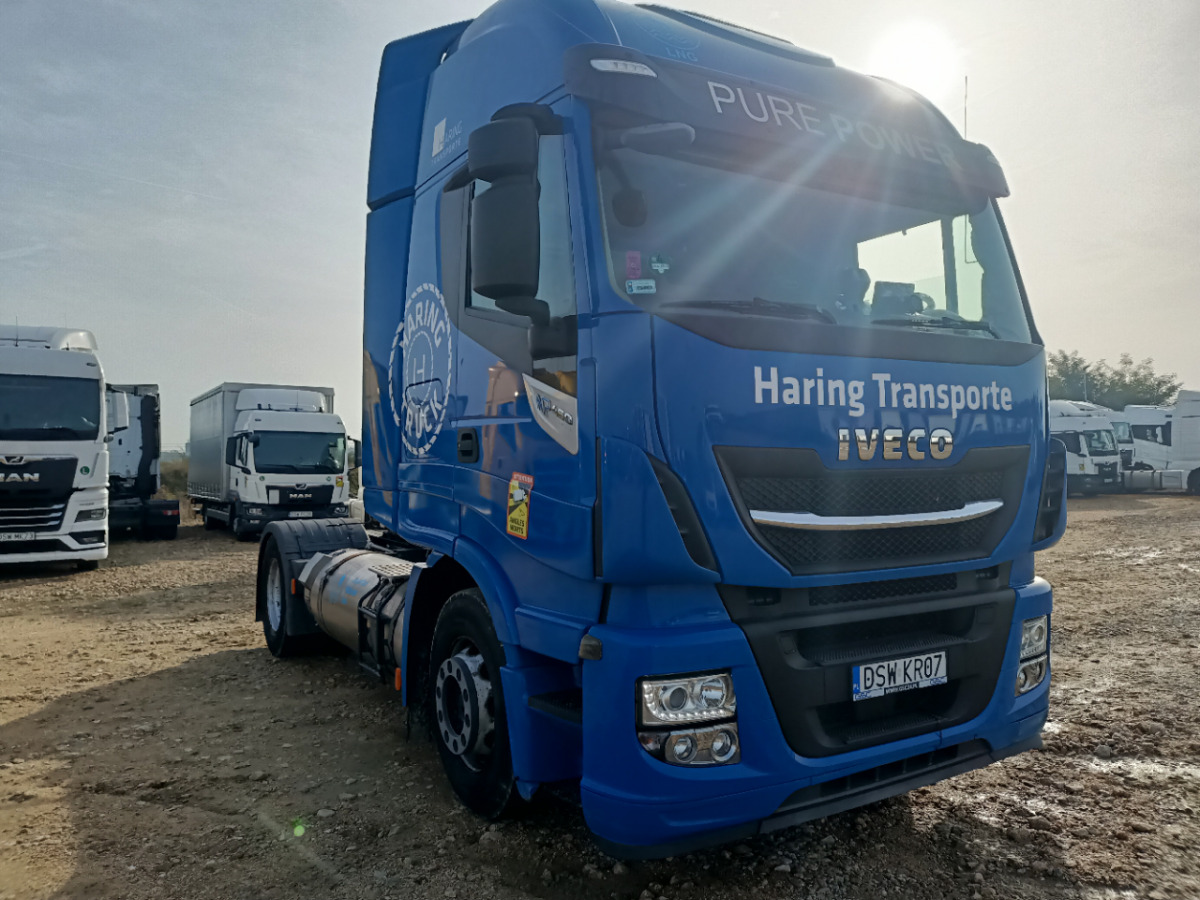 IVECO STRALIS CIĄGNIK SIODŁOWY - Vilcējs: foto 1 IVECO STRALIS CIĄGNIK SIODŁOWY - Vilcējs: foto 1