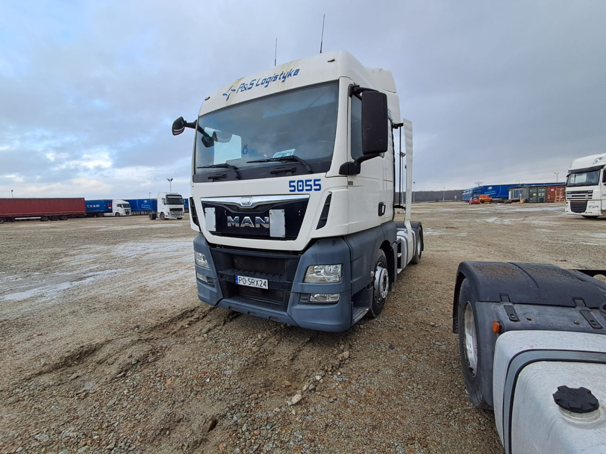 MAN TGX CIĄGNIK SIODŁOWY - Vilcējs: foto 2 MAN TGX CIĄGNIK SIODŁOWY - Vilcējs: foto 2