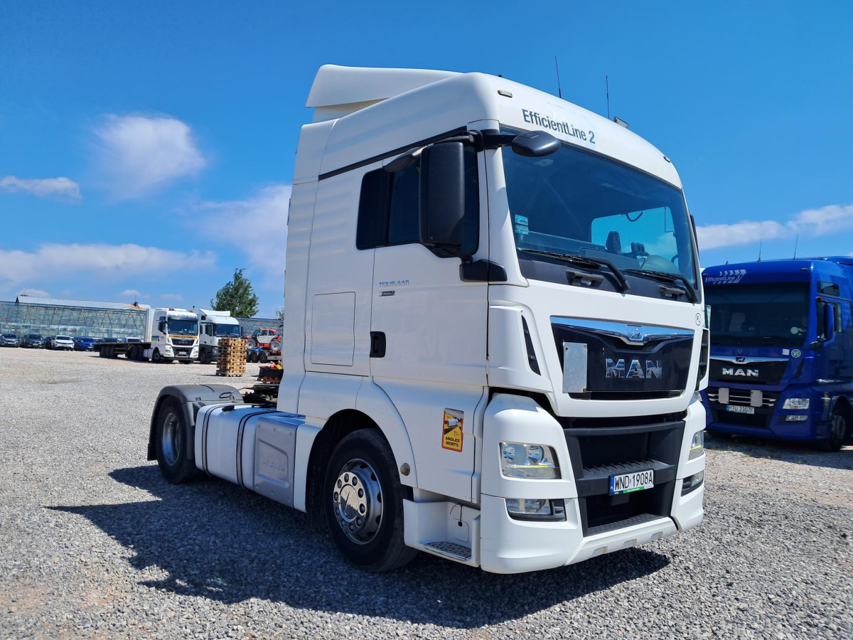 MAN TGX CIĄGNIK SIODŁOWY - Vilcējs: foto 4 MAN TGX CIĄGNIK SIODŁOWY - Vilcējs: foto 4