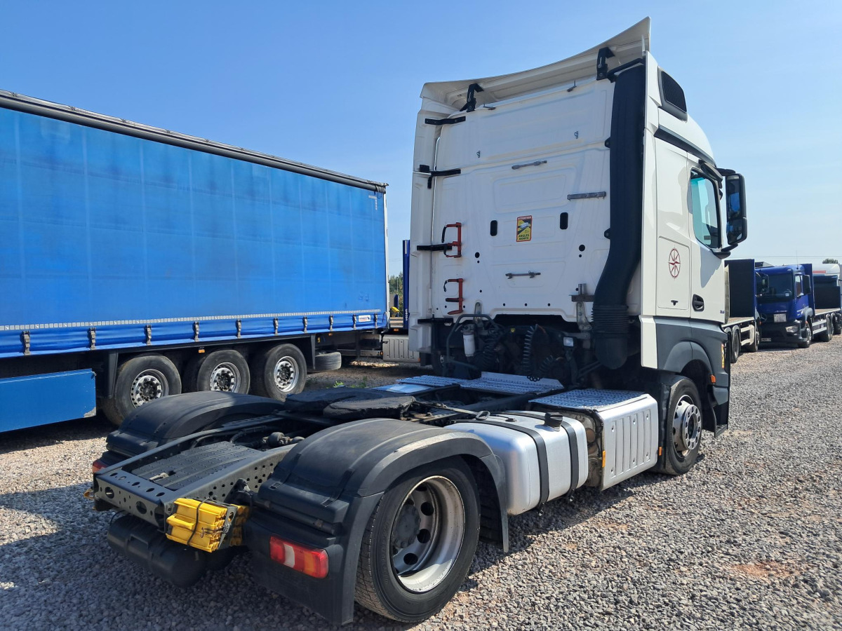 MERCEDES BENZ ACTROS CIĄGNIK SIODŁOWY - Vilcējs: foto 4 MERCEDES BENZ ACTROS CIĄGNIK SIODŁOWY - Vilcējs: foto 4