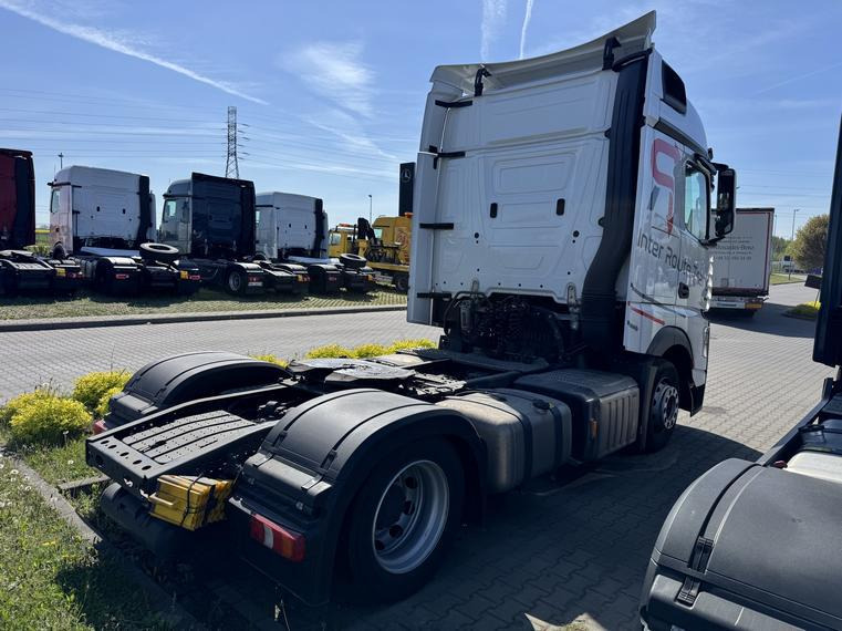 MERCEDES BENZ ACTROS CIĄGNIK SIODŁOWY - Vilcējs: foto 4 MERCEDES BENZ ACTROS CIĄGNIK SIODŁOWY - Vilcējs: foto 4