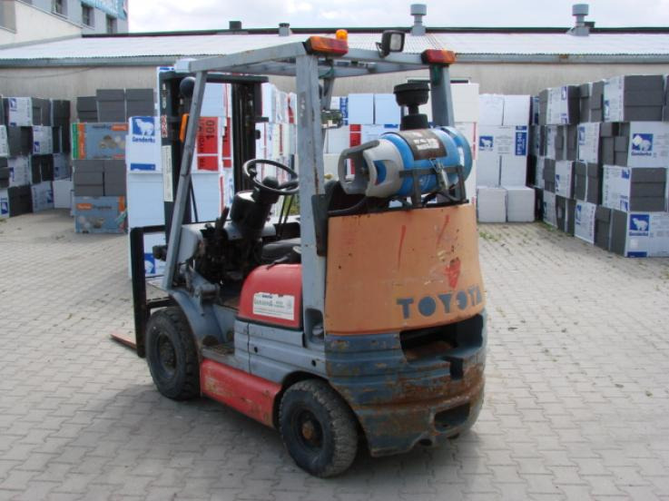Wózek widłowy – TOYOTA 6FGL18 – 1998 – 1.8 t – LPG - Gāzes iekrāvējs: foto 4 Wózek widłowy – TOYOTA 6FGL18 – 1998 – 1.8 t – LPG - Gāzes iekrāvējs: foto 4