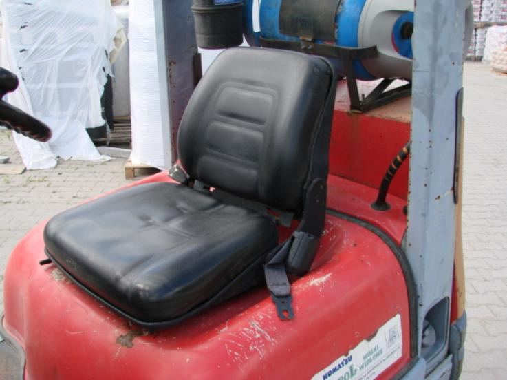 Wózek widłowy – TOYOTA 6FGL18 – 1998 – 1.8 t – LPG - Gāzes iekrāvējs: foto 5 Wózek widłowy – TOYOTA 6FGL18 – 1998 – 1.8 t – LPG - Gāzes iekrāvējs: foto 5