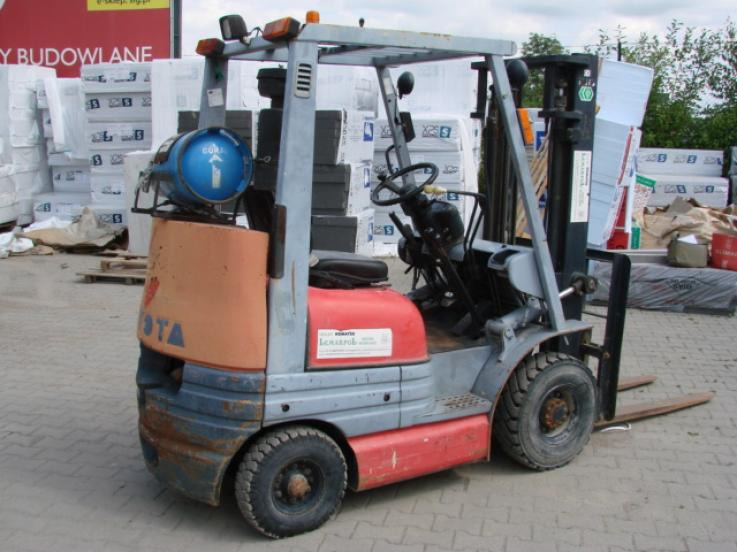 Wózek widłowy – TOYOTA 6FGL18 – 1998 – 1.8 t – LPG - Gāzes iekrāvējs: foto 3 Wózek widłowy – TOYOTA 6FGL18 – 1998 – 1.8 t – LPG - Gāzes iekrāvējs: foto 3