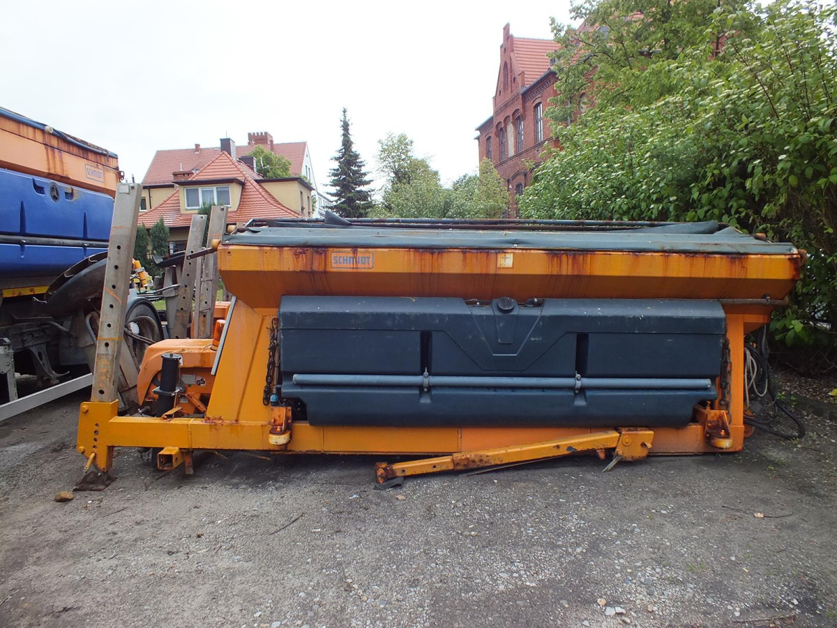 Zabudowa piaskarki – SCHMIDT STRATOS S50-36 – 2003 – 1887kg - Sāls un smilts kaisītājs: foto 5 Zabudowa piaskarki – SCHMIDT STRATOS S50-36 – 2003 – 1887kg - Sāls un smilts kaisītājs: foto 5