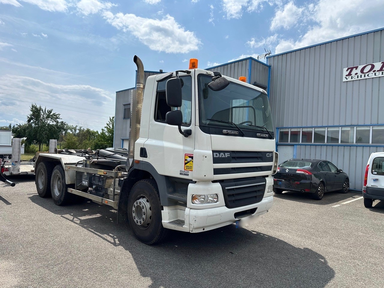 DAF CF 85.360 - Pacēlājs ar āķi: foto 4 DAF CF 85.360 - Pacēlājs ar āķi: foto 4
