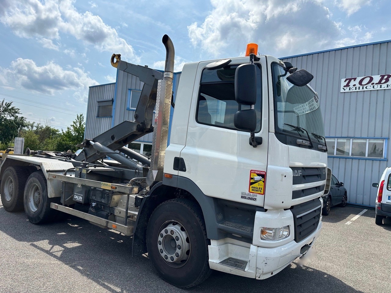 DAF CF 85.360 - Pacēlājs ar āķi: foto 5 DAF CF 85.360 - Pacēlājs ar āķi: foto 5