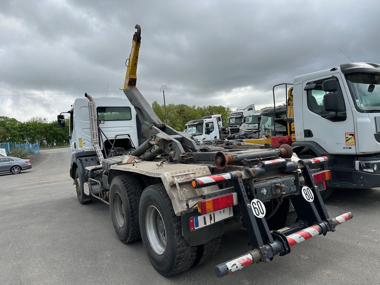 RENAULT KERAX 370 DCI - Pacēlājs ar āķi: foto 3 RENAULT KERAX 370 DCI - Pacēlājs ar āķi: foto 3