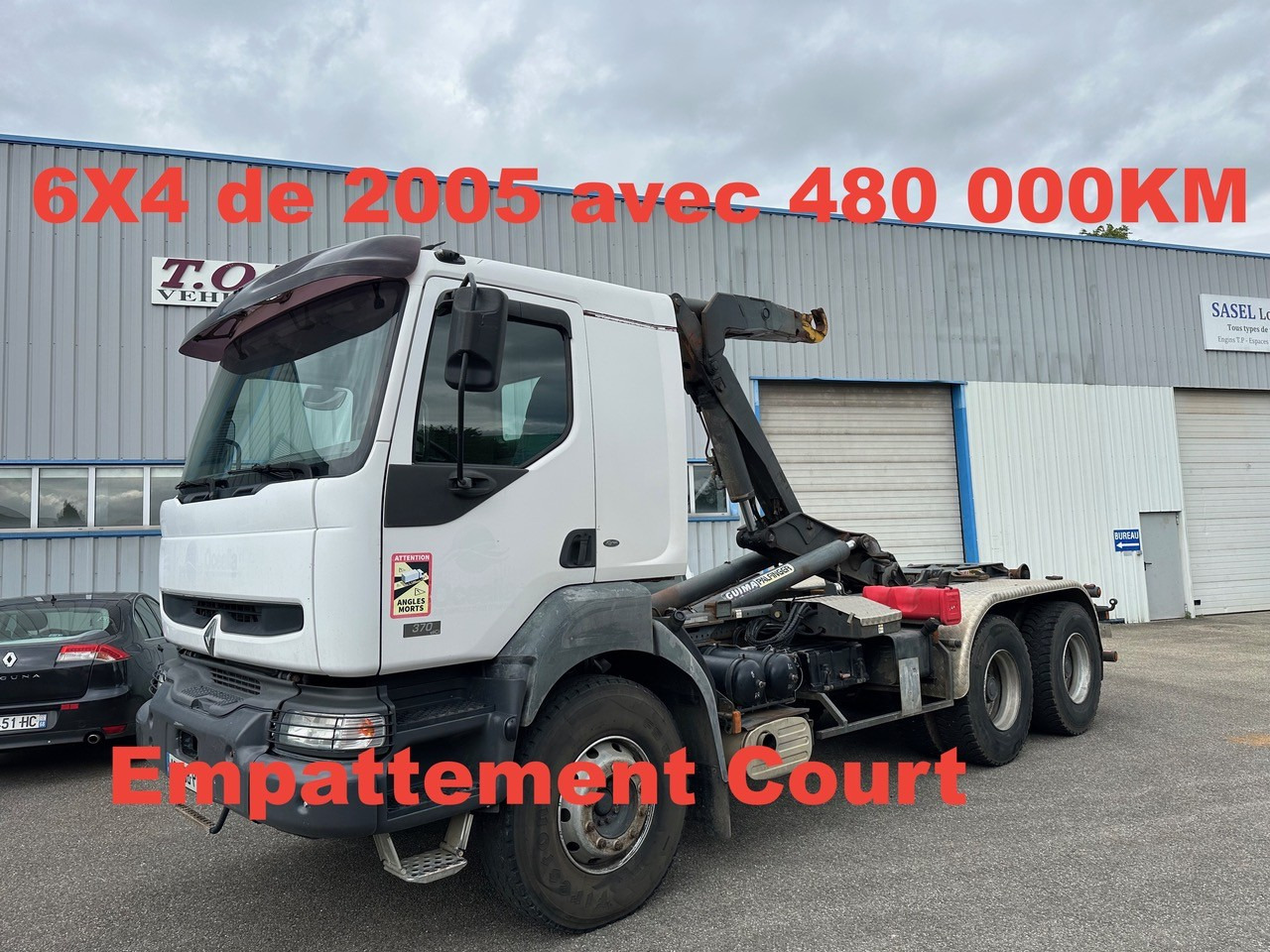 RENAULT KERAX 370 DCI - Pacēlājs ar āķi: foto 1 RENAULT KERAX 370 DCI - Pacēlājs ar āķi: foto 1