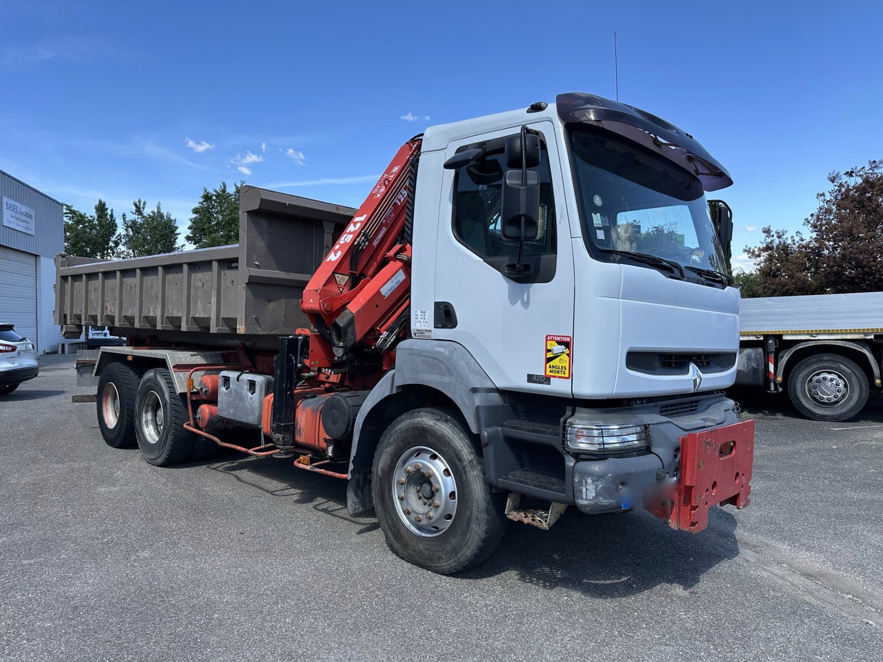 RENAULT KERAX 420DCI - Pacēlājs ar āķi, Kravas auto ar manipulatoru: foto 2 RENAULT KERAX 420DCI - Pacēlājs ar āķi, Kravas auto ar manipulatoru: foto 2