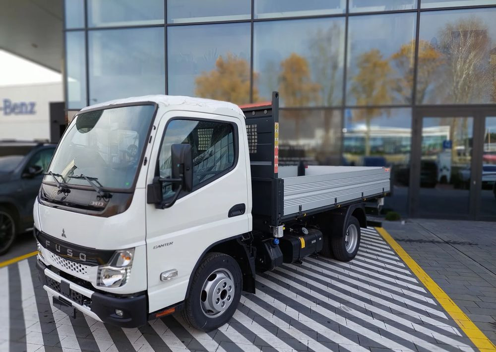 FUSO Canter 3S13 3W Scattolini - Kravas automašīna pašizgāzējs: foto 1 FUSO Canter 3S13 3W Scattolini - Kravas automašīna pašizgāzējs: foto 1