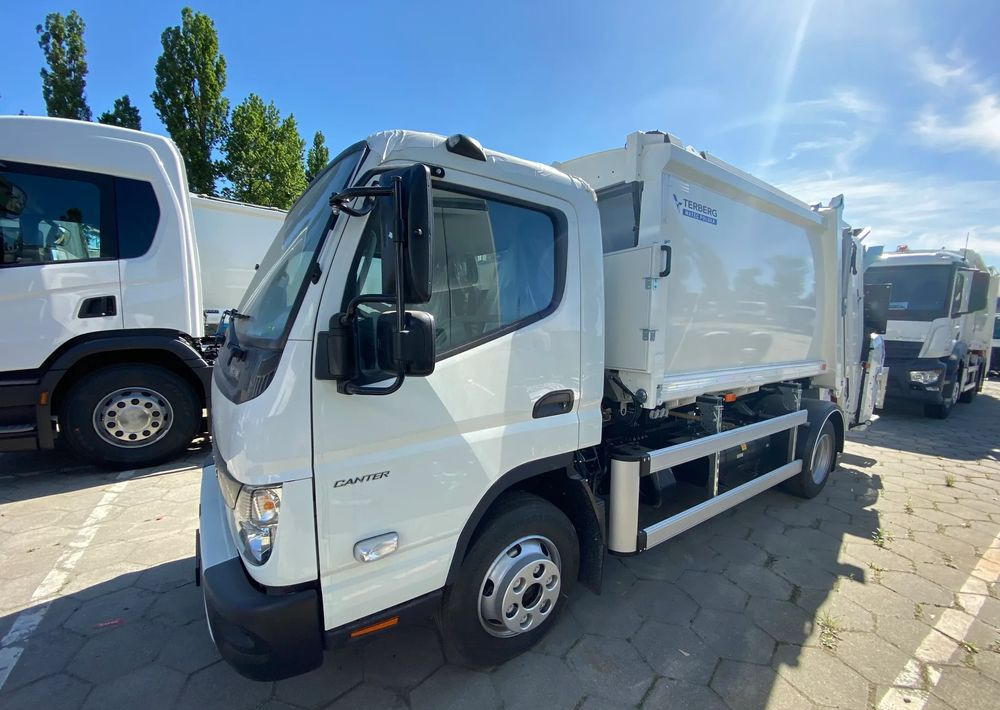 FUSO Canter 9C18 Śmieciarka - Atkritumu vedējs: foto 5 FUSO Canter 9C18 Śmieciarka - Atkritumu vedējs: foto 5