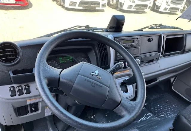 Jaunā Kravas automašīna pašizgāzējs FUSO Canter 9C18 Wywrotka 3W: foto 6