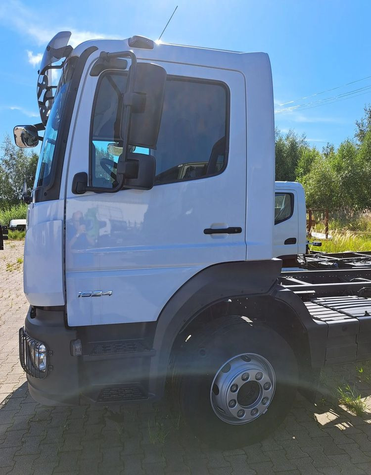 Mercedes-Benz Atego 1624 L Podwozie - Šasija kravas automašīna: foto 3 Mercedes-Benz Atego 1624 L Podwozie - Šasija kravas automašīna: foto 3