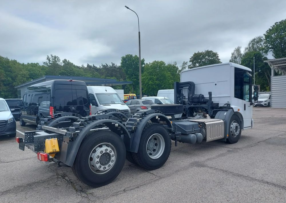 Mercedes-Benz Econic 2630 L ENA - Šasija kravas automašīna: foto 5 Mercedes-Benz Econic 2630 L ENA - Šasija kravas automašīna: foto 5