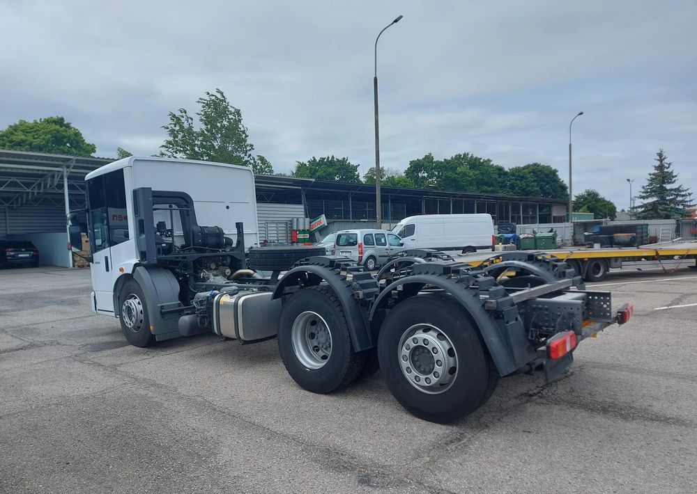 Mercedes-Benz Econic 2630 L ENA - Šasija kravas automašīna: foto 4 Mercedes-Benz Econic 2630 L ENA - Šasija kravas automašīna: foto 4