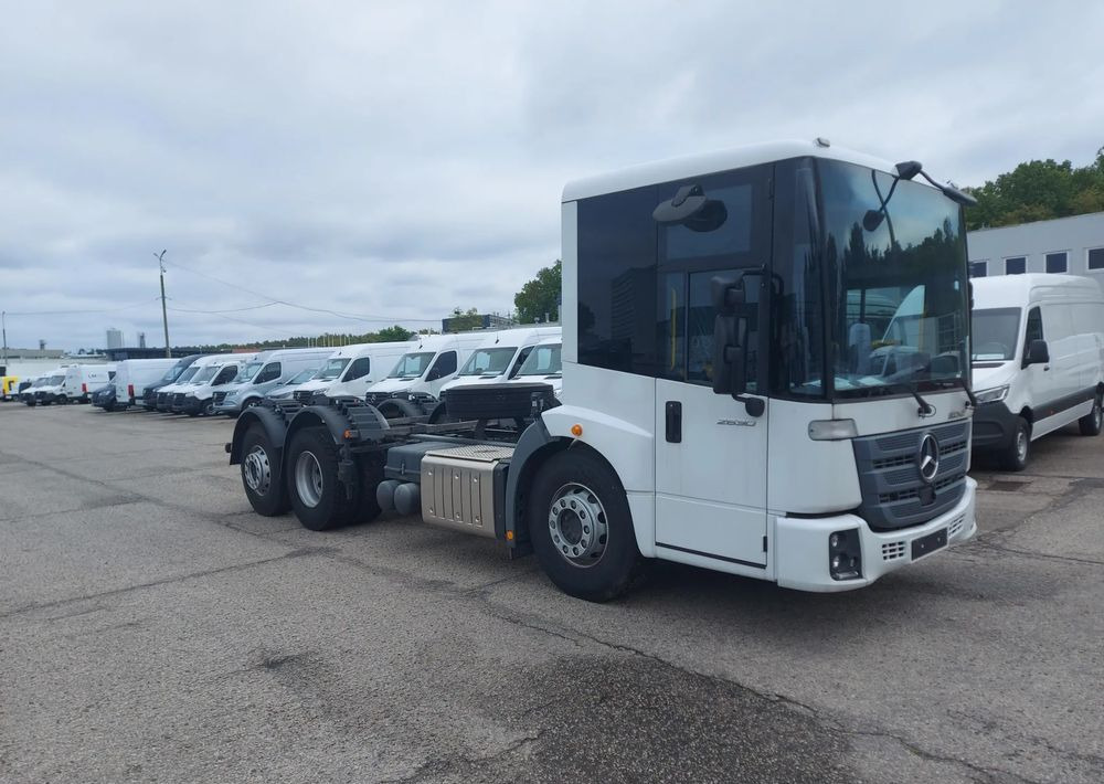 Mercedes-Benz Econic 2630 L ENA - Šasija kravas automašīna: foto 3 Mercedes-Benz Econic 2630 L ENA - Šasija kravas automašīna: foto 3