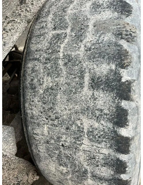 Puspiekabe pašizgāzējs Benalu 2 Axle Alu Tipper , Spring Suspension , Drum Brakes: foto 13 Puspiekabe pašizgāzējs Benalu 2 Axle Alu Tipper , Spring Suspension , Drum Brakes: foto 13