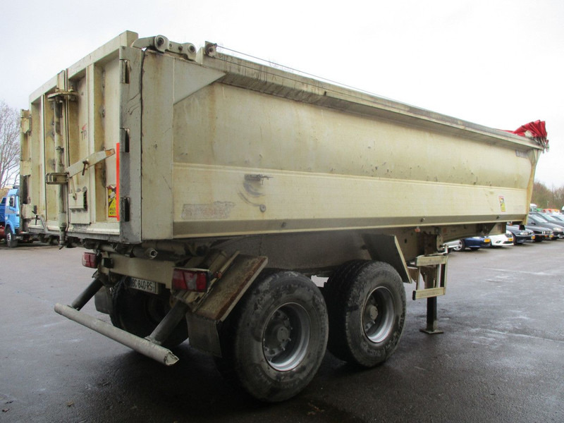 Benalu C33 , 2 Axle, Alu Tipper trailer , Drum brakes , Spring suspension - Puspiekabe pašizgāzējs: foto 3 Benalu C33 , 2 Axle, Alu Tipper trailer , Drum brakes , Spring suspension - Puspiekabe pašizgāzējs: foto 3