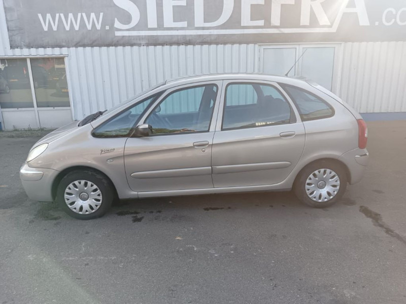 Citroën Xsara Picasso 1.8i - 16V , Airco - Vieglā automašīna: foto 2 Citroën Xsara Picasso 1.8i - 16V , Airco - Vieglā automašīna: foto 2