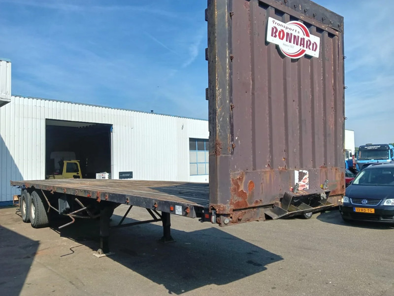 Fruehauf 2 Axle Fruehauf , Flat trailer , Drum Brakes - Bortu puspiekabe/ Platforma: foto 4 Fruehauf 2 Axle Fruehauf , Flat trailer , Drum Brakes - Bortu puspiekabe/ Platforma: foto 4