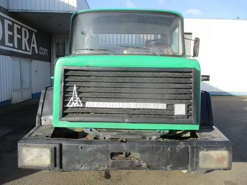 Kravas automašīna pašizgāzējs Iveco Magirus deutz 260-26, 6x4 , 6 Cylinder water cooled , 3 way tipper , Spring suspension: foto 9